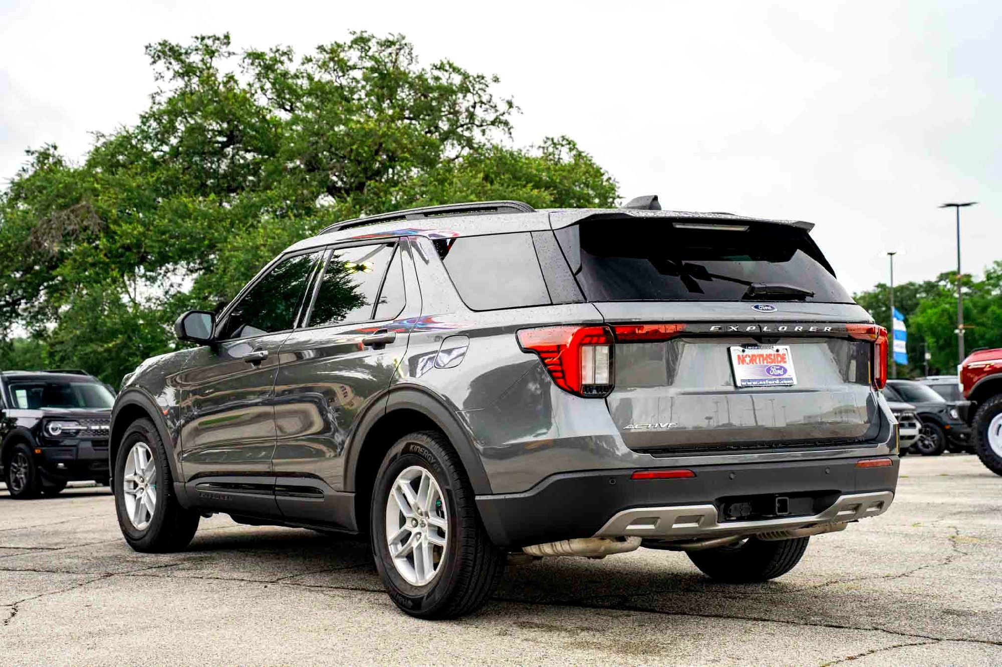 New 2026 Carbonized Gray Metallic Ford Active image 5