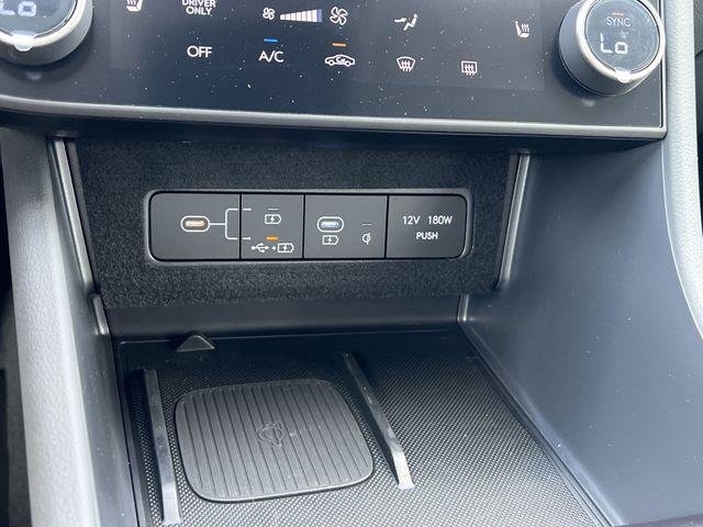 New 2026 White Hyundai SEL image 15
