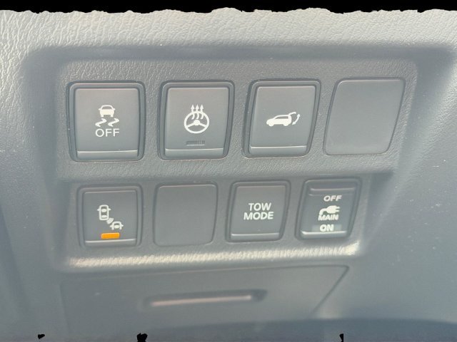 Certified Used 2020 Brilliant Silver Metallic Nissan Platinum image 19