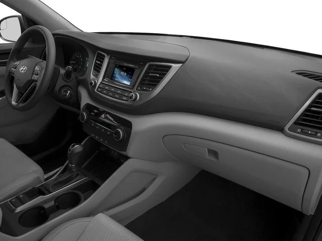 Used 2016 Chromium Silver Hyundai SE image 18