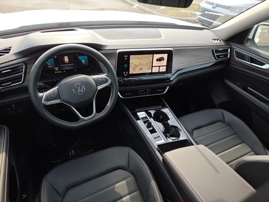 New 2026 Opal White Pearl Volkswagen 2.0T SEL image 3
