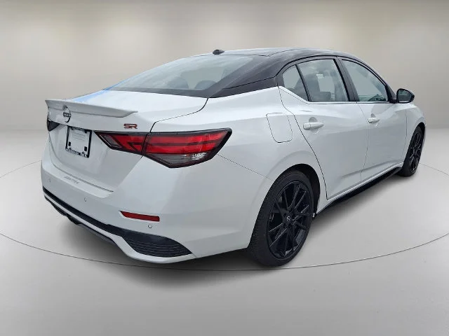 Used 2025 White Nissan SR image 6