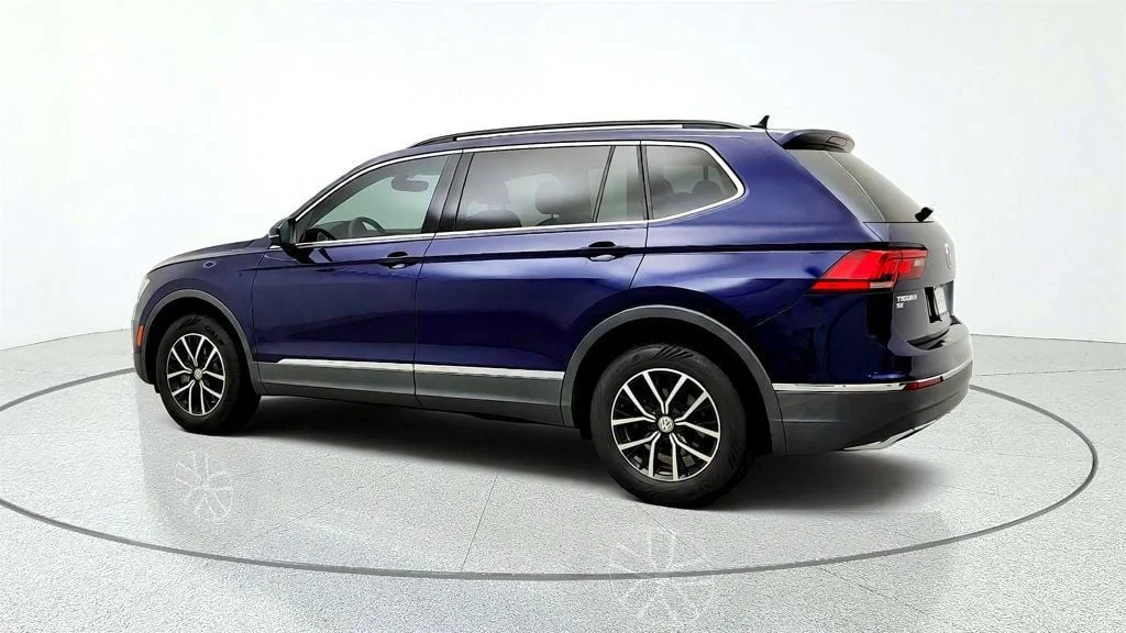 Used 2021 Atlantic Blue Metallic Volkswagen 2.0T SE FWD image 7