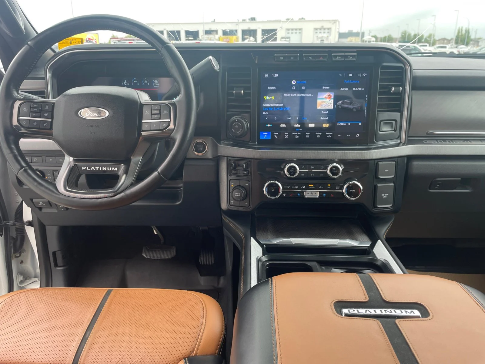 Used 2024  Ford PLATINUM SuperCrew image 20