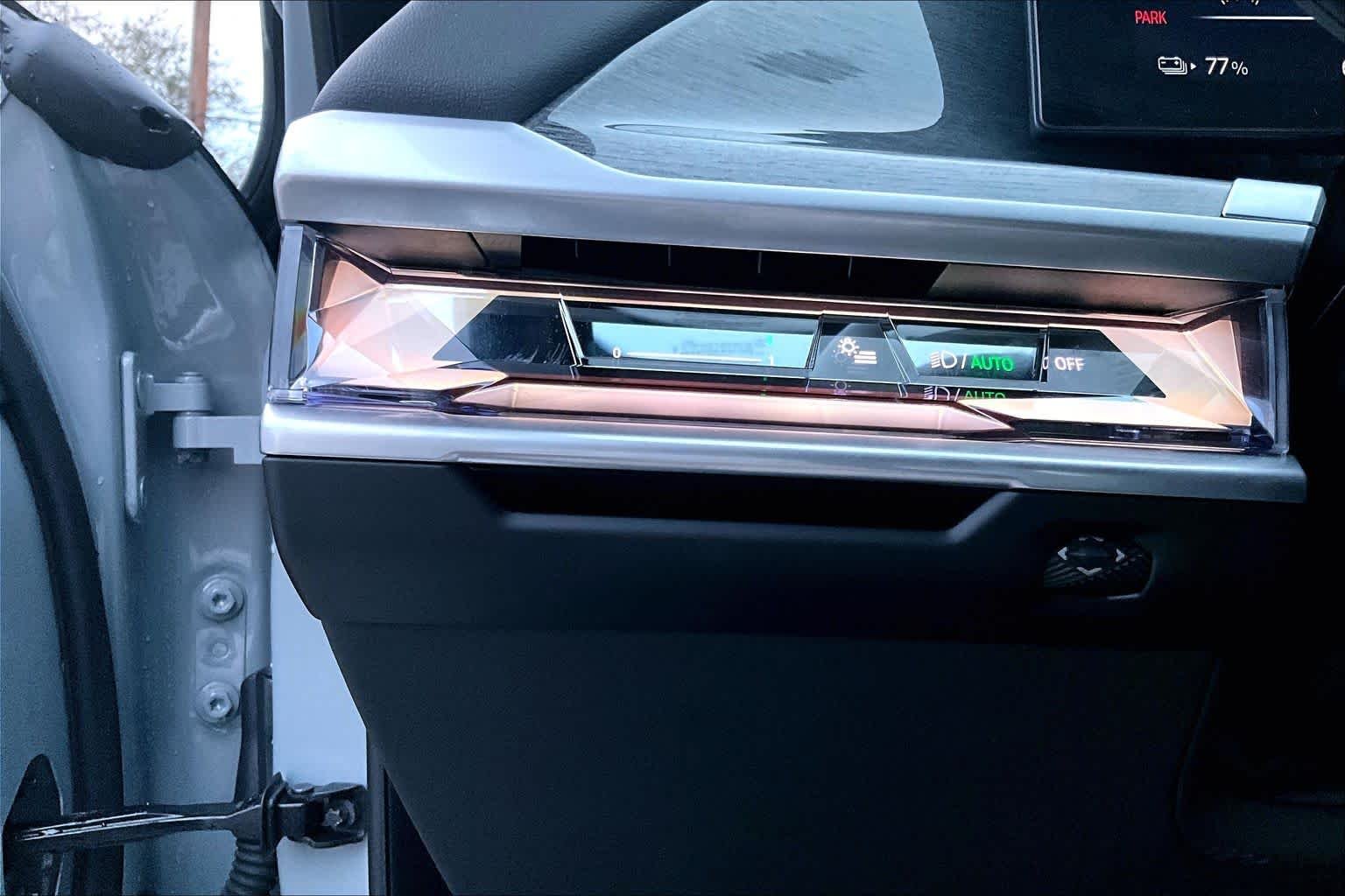 2025 BMW i7 50 - Photo 33