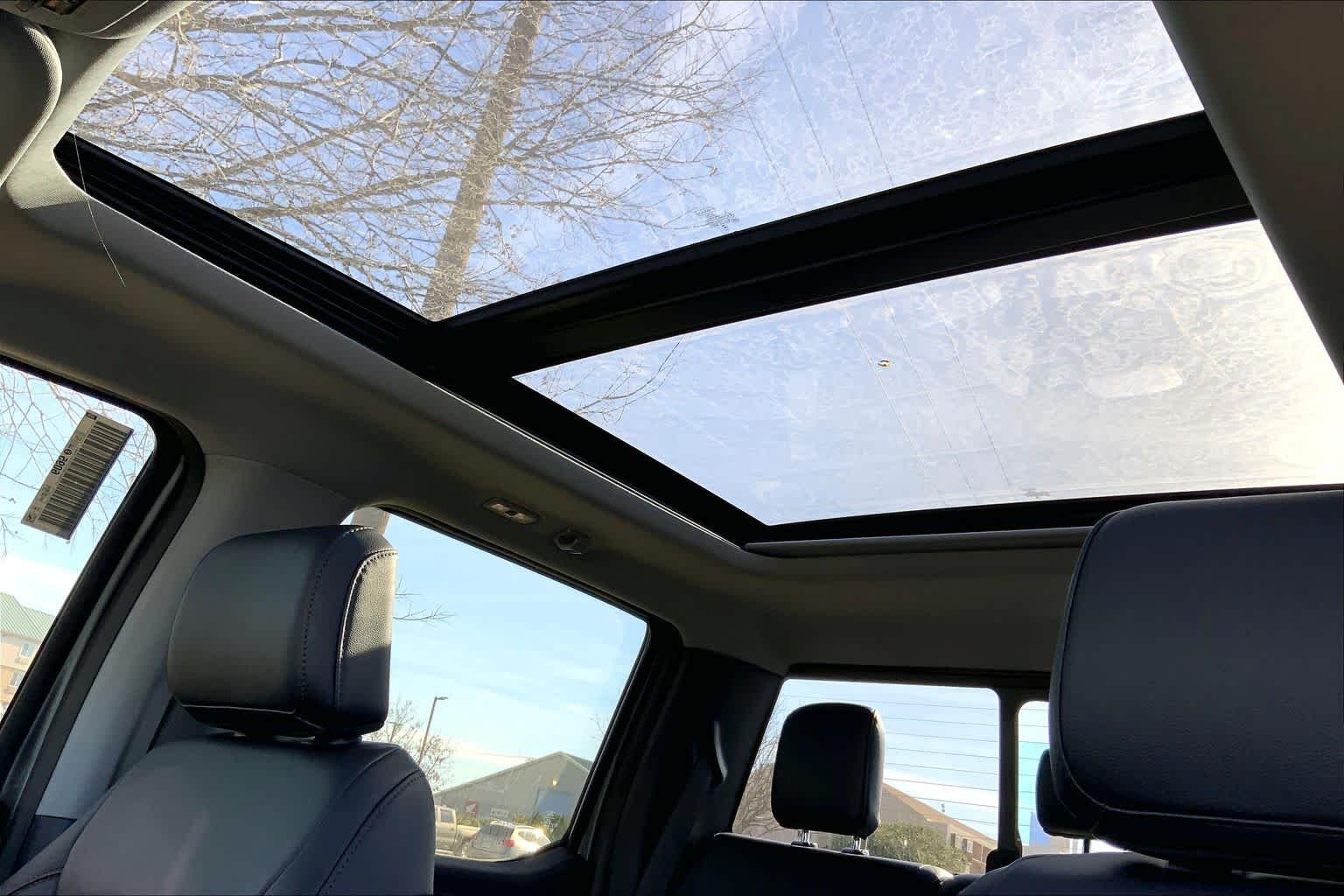 New 2026 Carbonized Gray Metallic Ford F-250® Lariat® image 17
