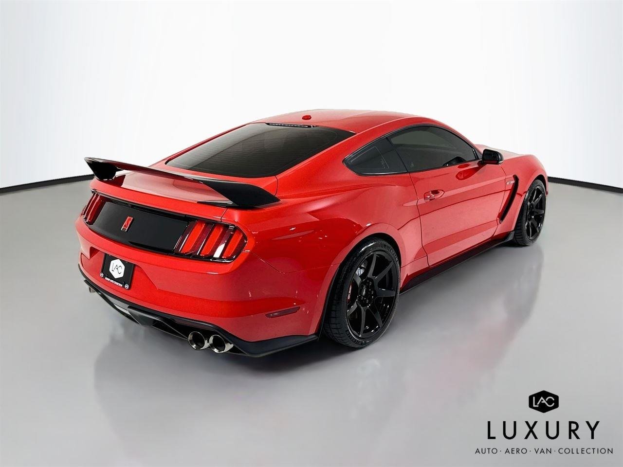 Used 2017 Race Red Ford Shelby GT350R | Recaro Seats | Manual Trans image 6