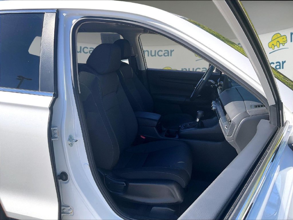 Used 2024 Platinum White Pearl Honda EX image 11
