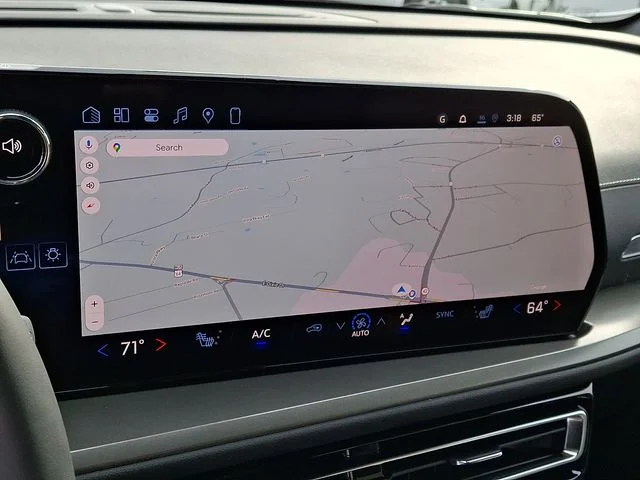 New 2026 White Chevrolet LT image 14