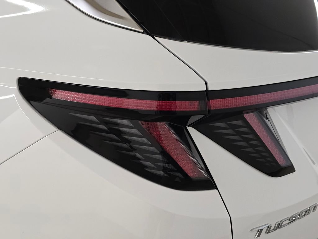 Used 2023 White Hyundai Limited image 15