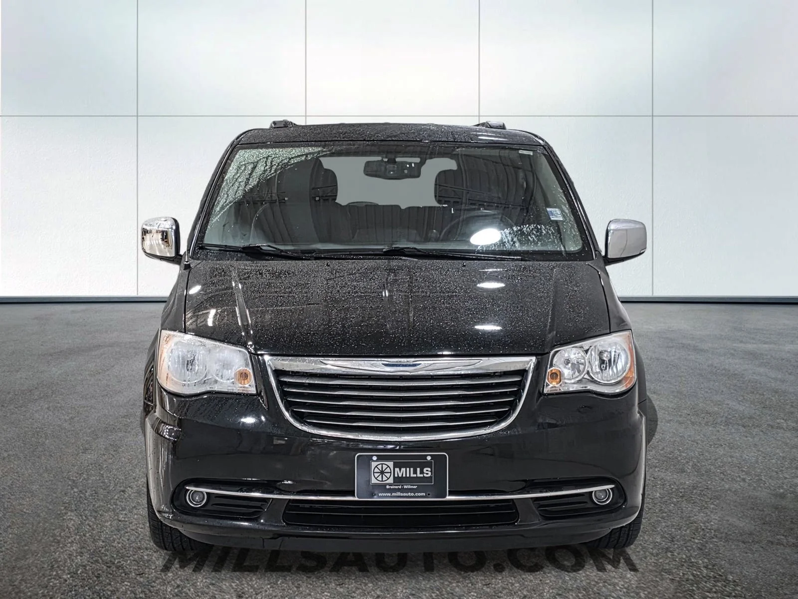 Used 2013 Black Chrysler Touring-L image 12