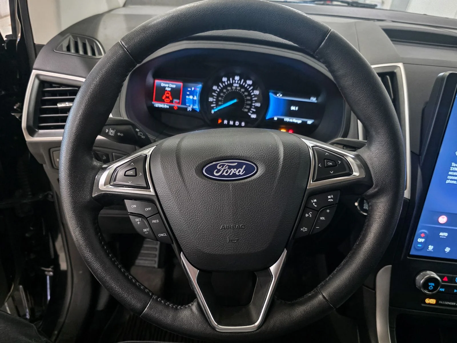 Used 2024 Agate Black Metallic Ford SEL image 33