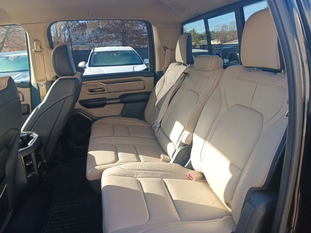 Used 2019 Diamond Black Crystal Pearlcoat Ram Limited image 31