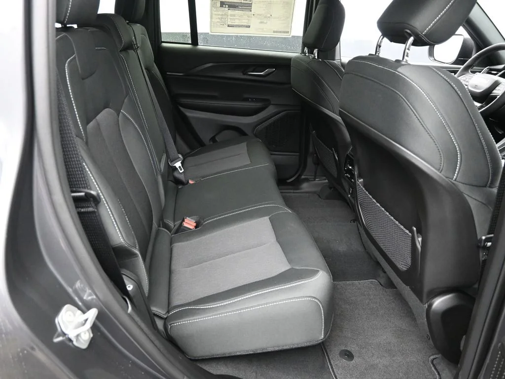 Used 2025 Gray Jeep Laredo X image 10