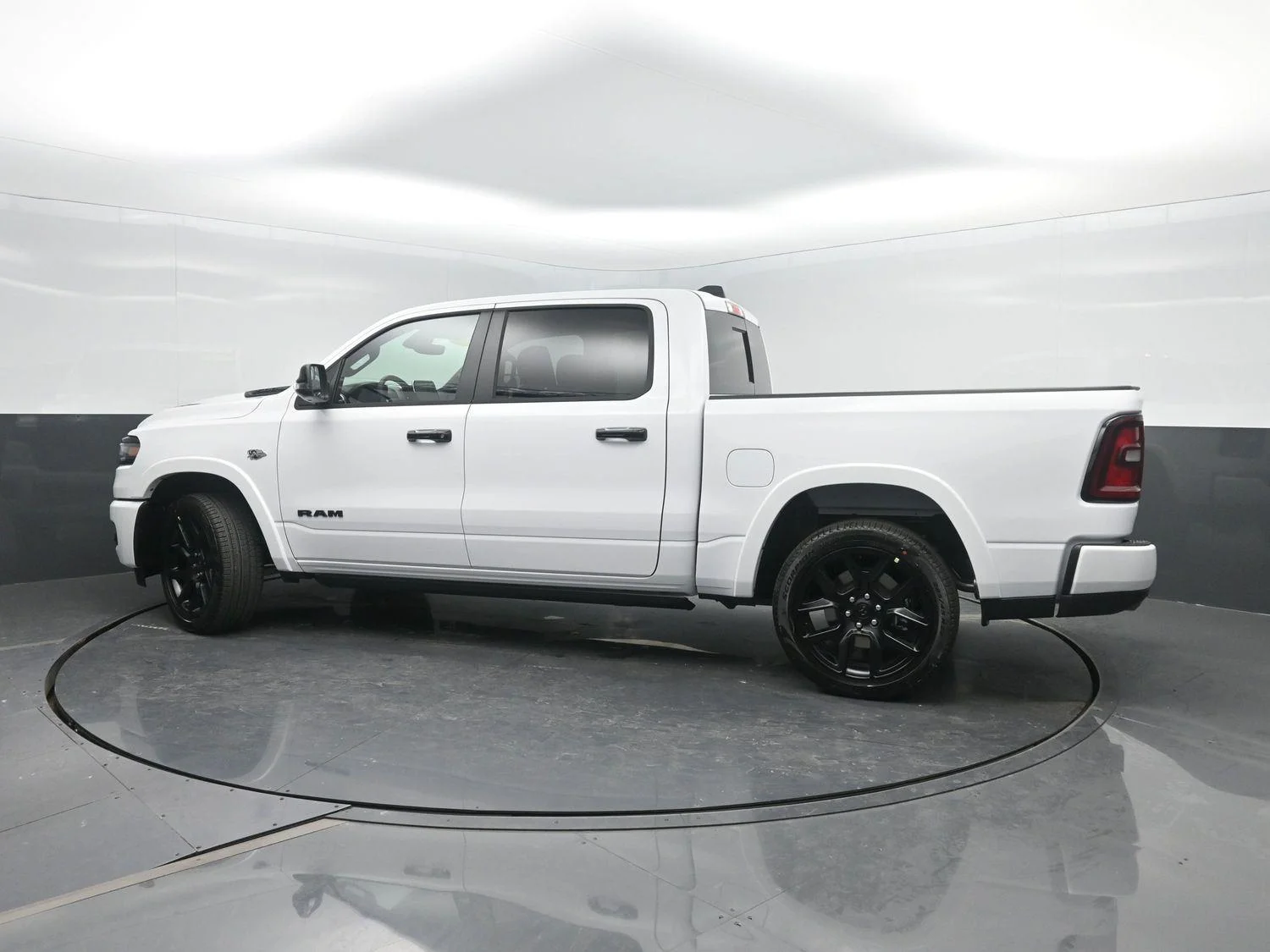 New 2026 Bright White Clear-Coat Exterior Paint RAM Laramie image 45