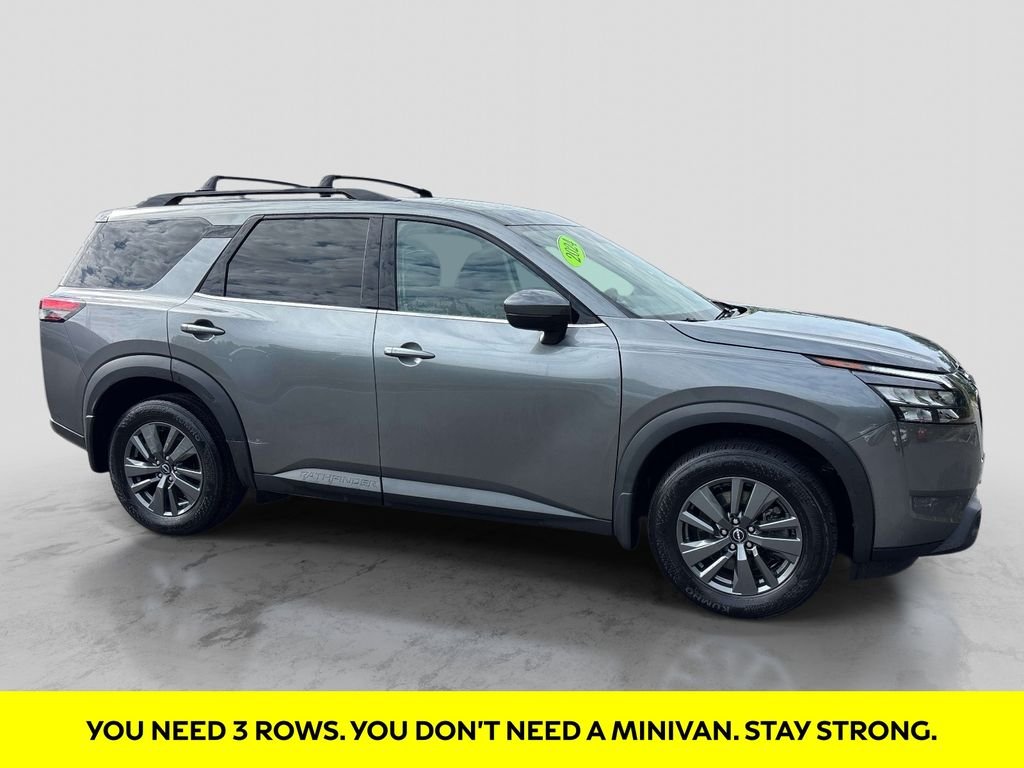 Used 2024 Gray Nissan SV image 4
