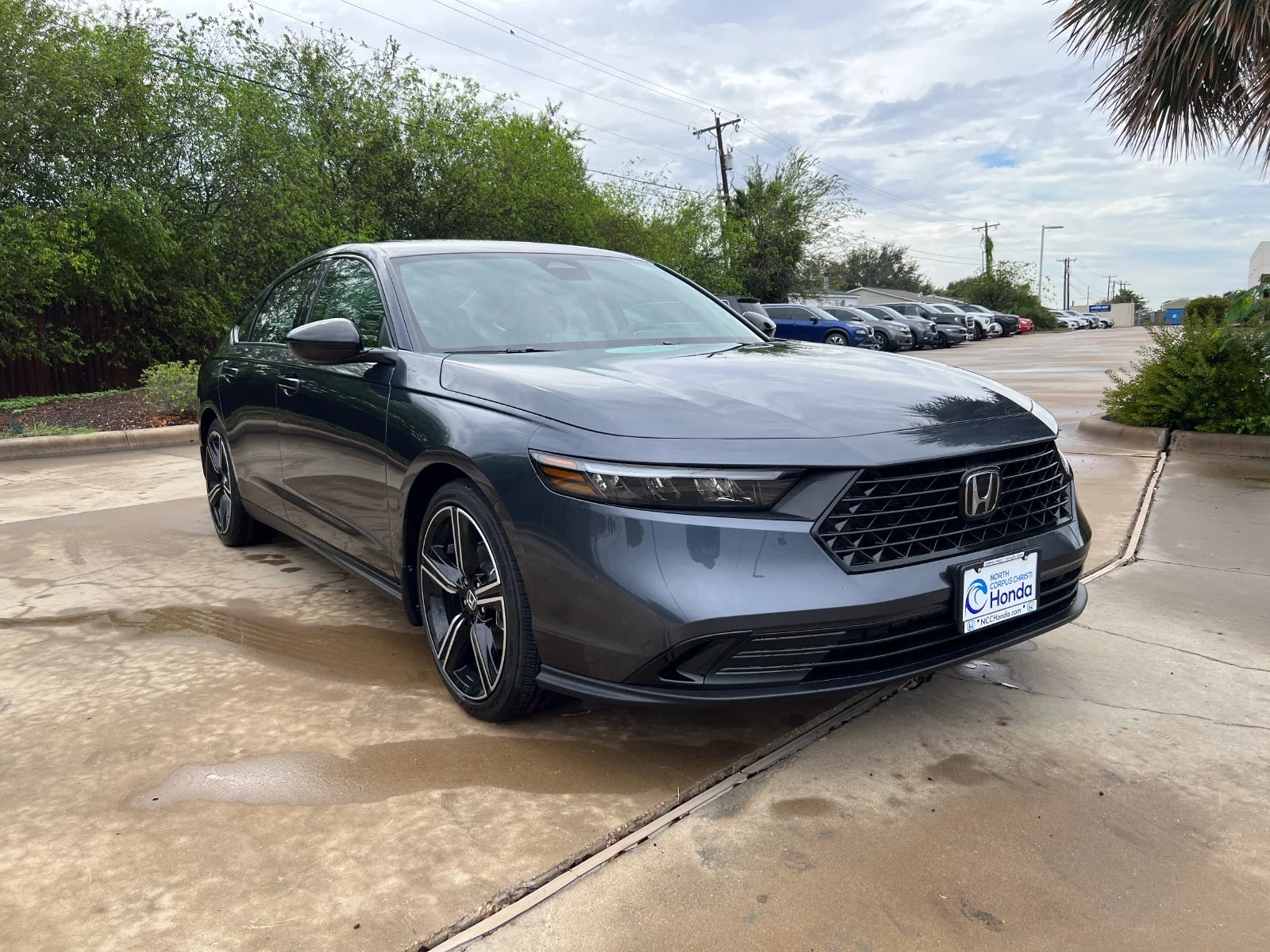New 2026 Meteorite Gray Metallic Honda SE image 8