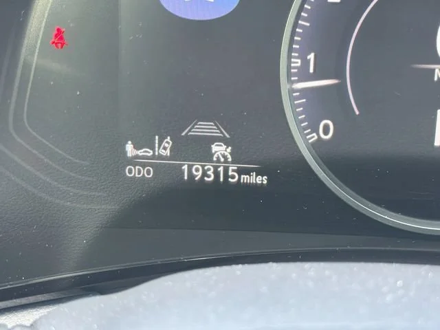 Certified Used 2024 White Pearl Lexus NX 250 Premium image 40