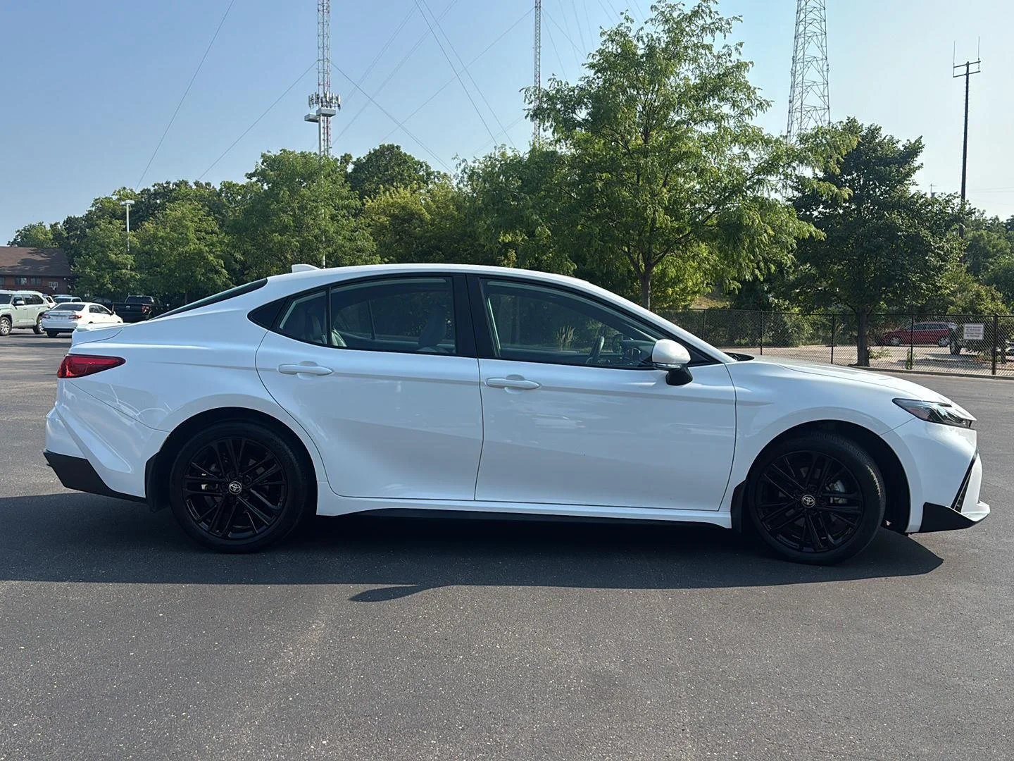 Certified Used 2025 Ice Cap Toyota SE image 10
