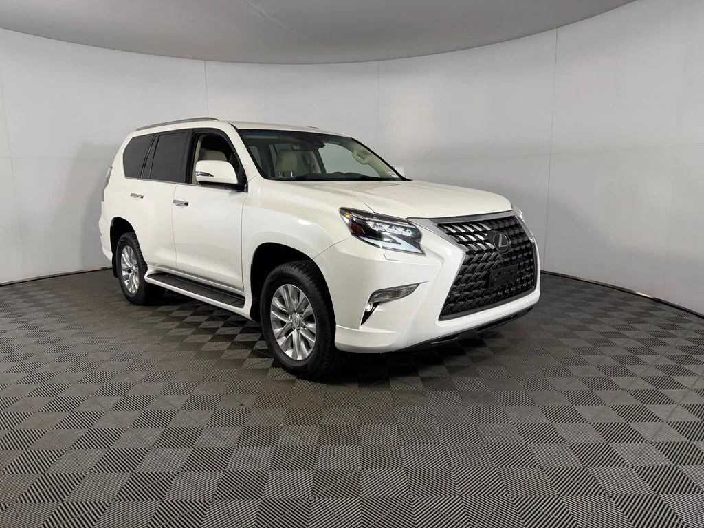 Used 2021  Lexus 460 image 4
