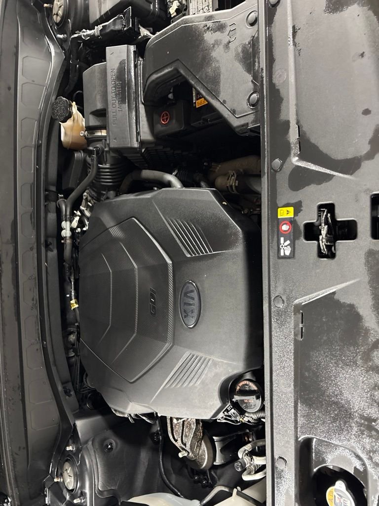 Used 2020 Black Kia S image 11
