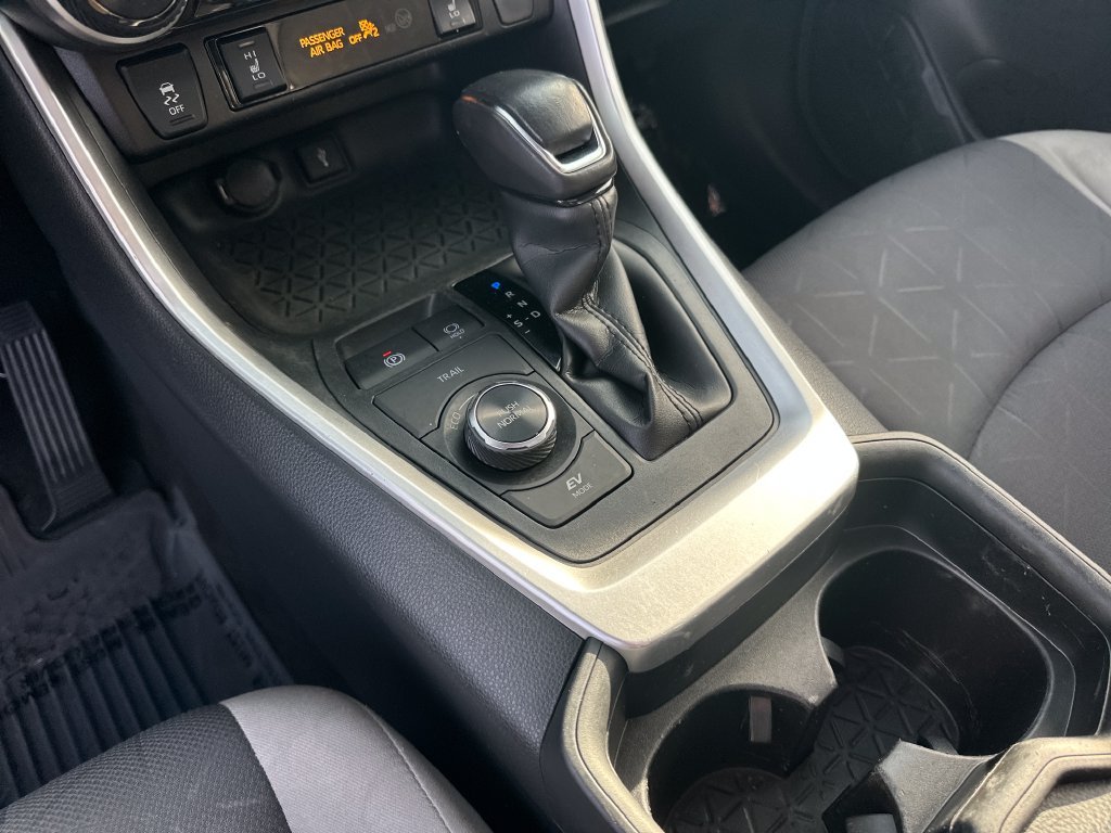 Used 2021 Midnight Black Metallic Toyota XLE image 23