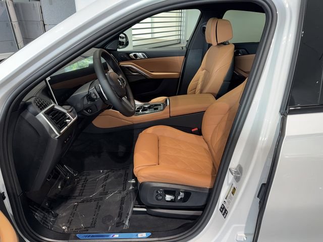 New 2027 Mineral White Metallic BMW xDrive40i image 14