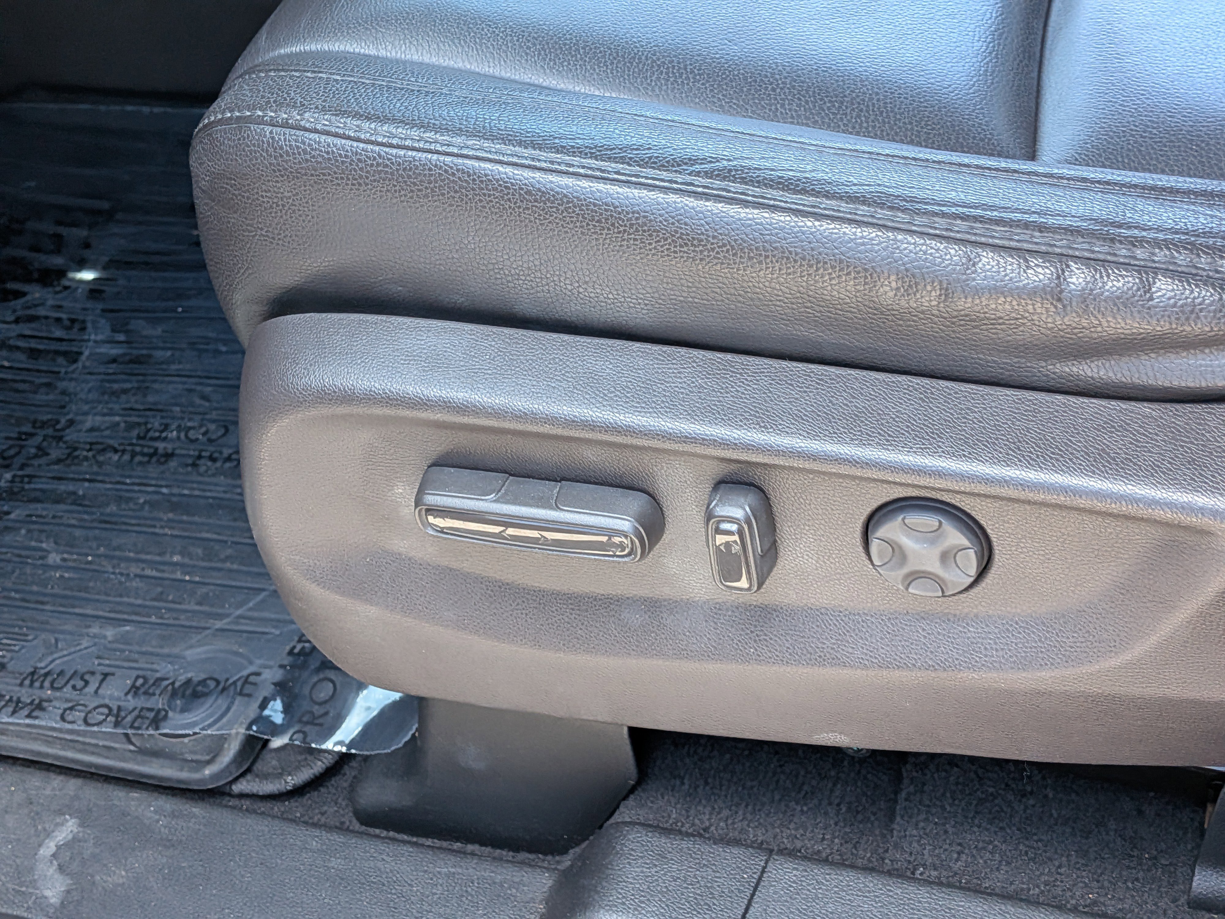 Used 2019 Lunar Silver Metallic Honda Touring image 24