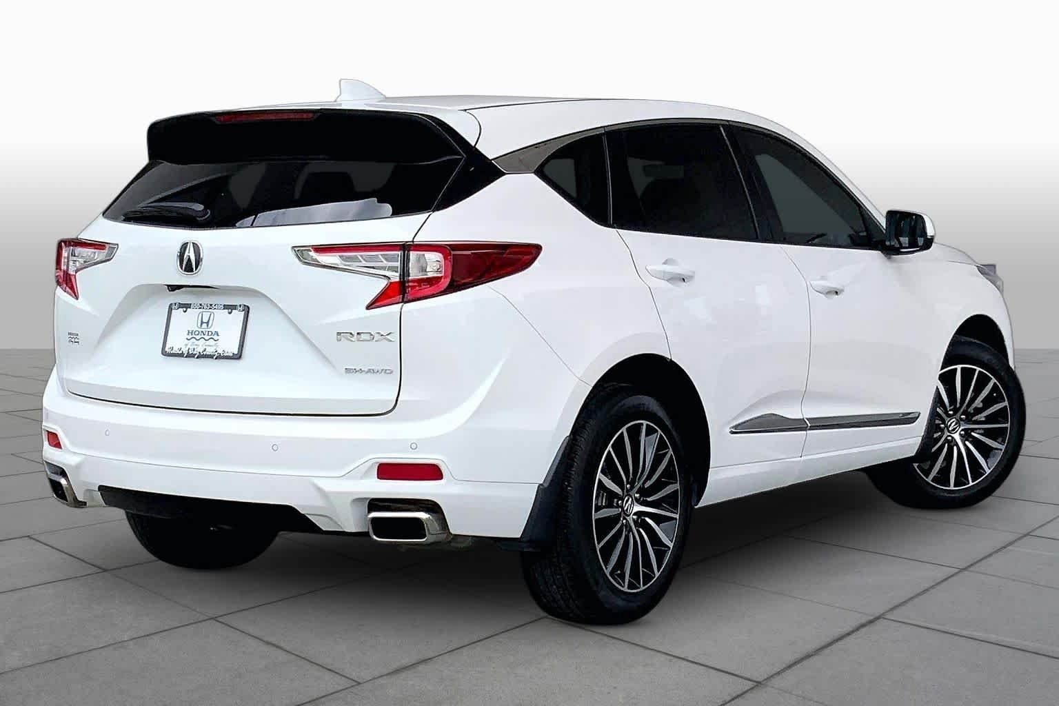 Used 2025 Platinum White Pearl Acura w/Advance Package image 13