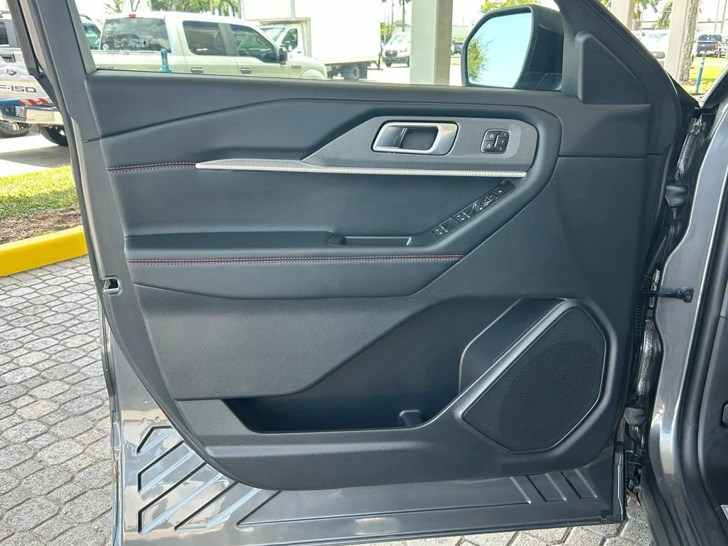 Certified Used 2026 Gray Metallic Ford ST-Line image 35