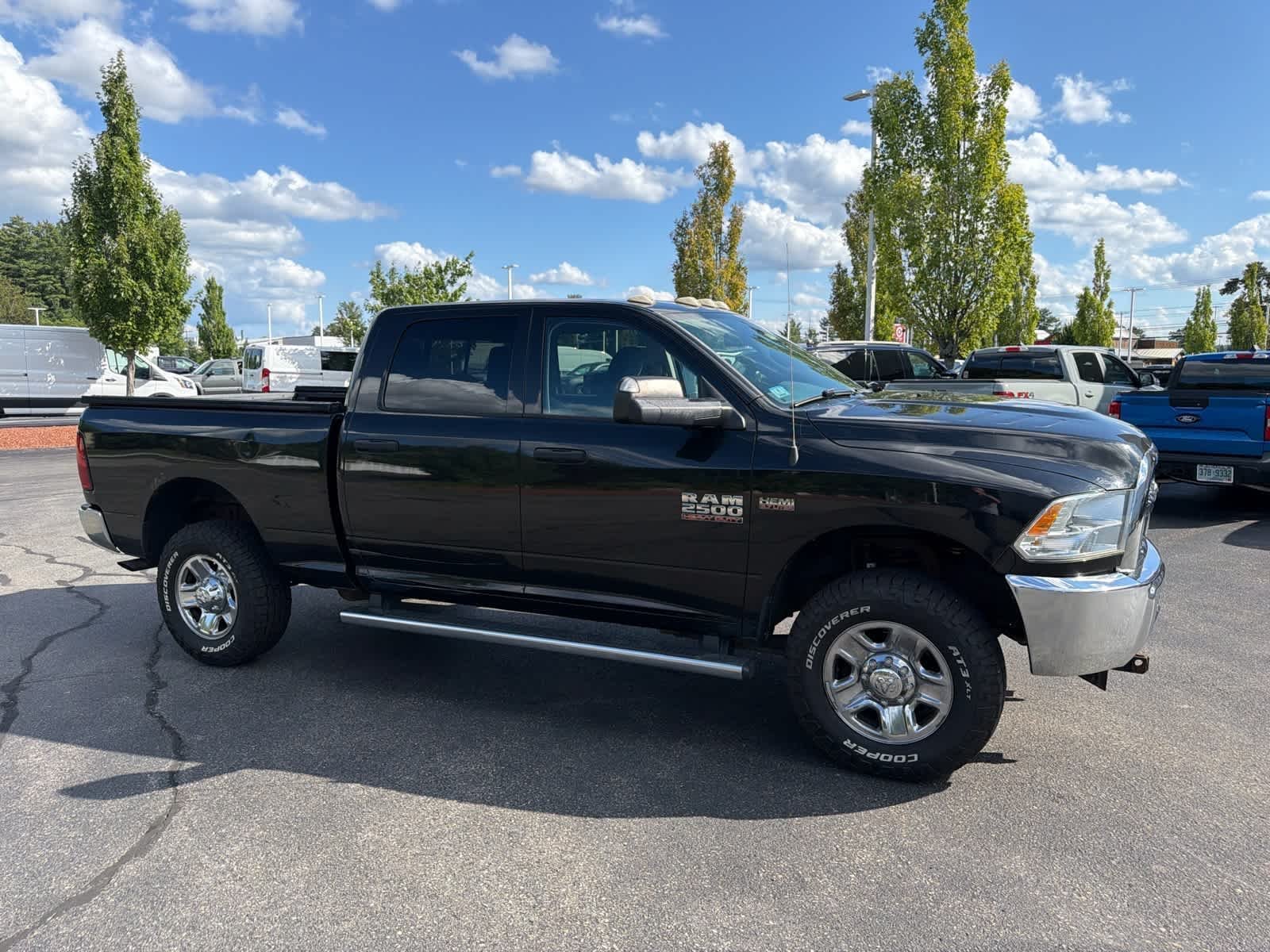 Used 2015 Brilliant Black Crystal Pearlcoat Ram SLT image 6