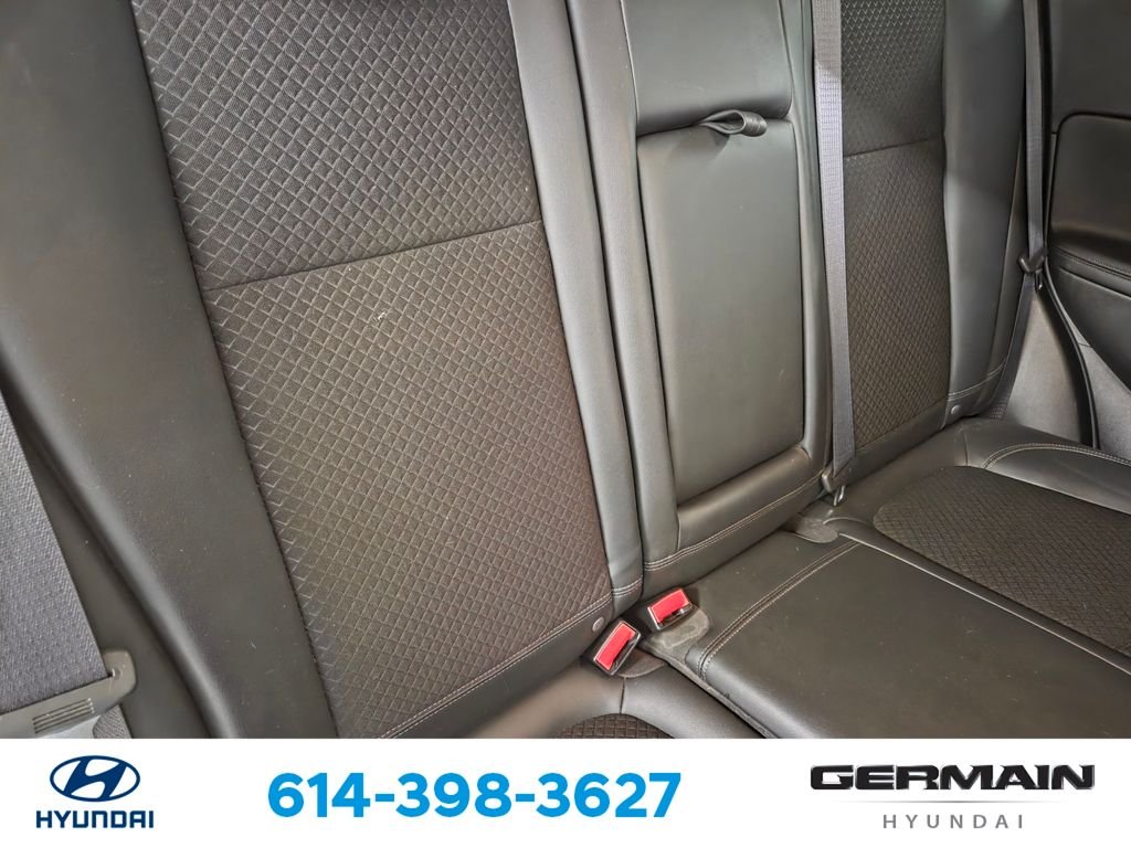 Used 2018 White Buick Preferred image 19