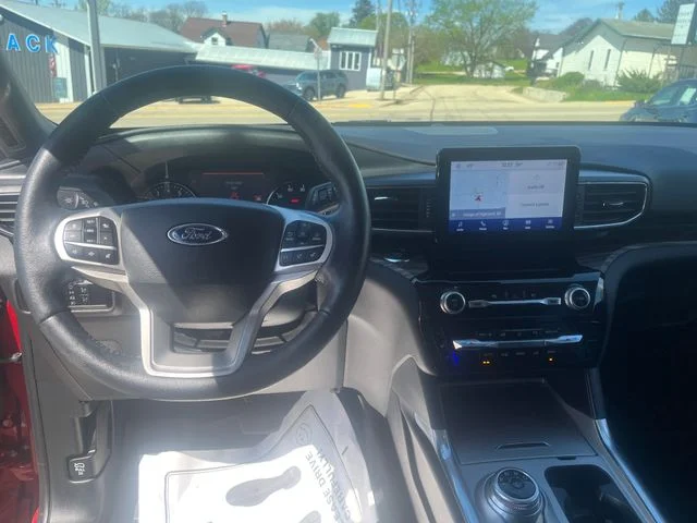 Used 2023 Red Metallic Ford Limited image 14
