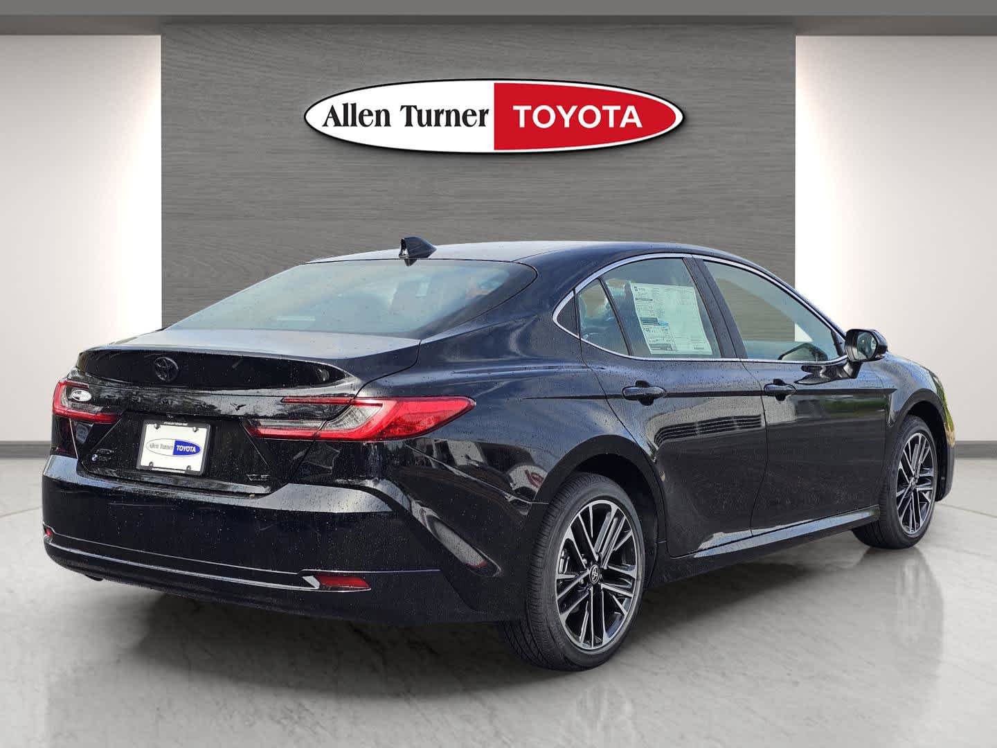 New 2026 Midnight Black Metallic Toyota XLE image 7