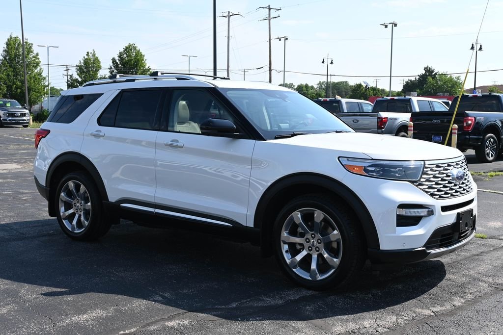 Used 2020 White Metallic Ford Platinum image 7