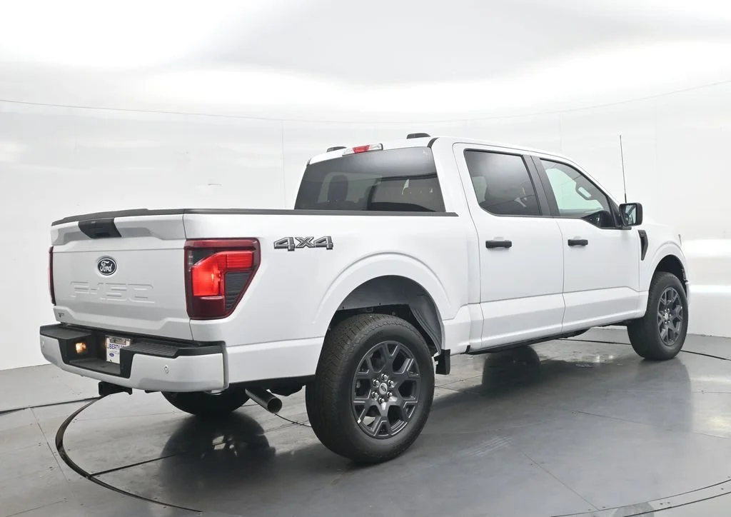 New 2026 Oxford White Ford STX® image 7