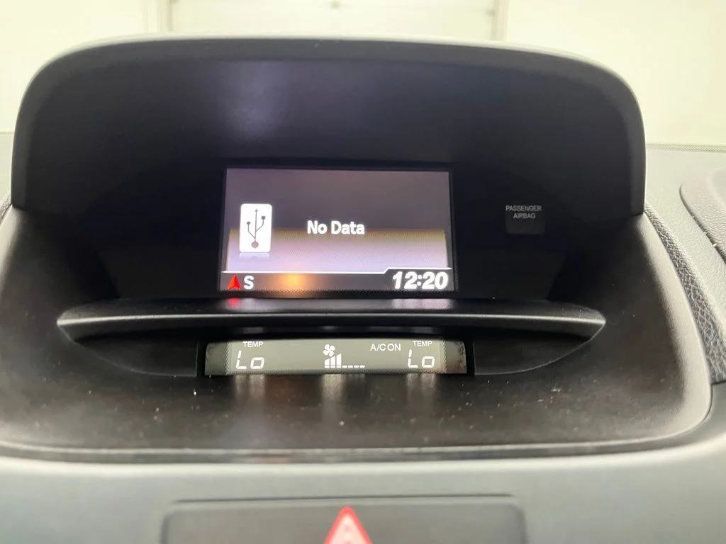Used 2018  Acura Base image 28