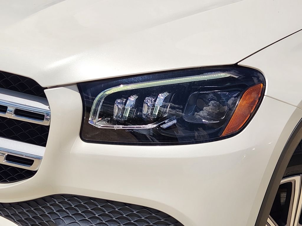 Used 2022 MANUFAKTUR Diamond White Bright Mercedes-Benz 450 4MATIC® image 11