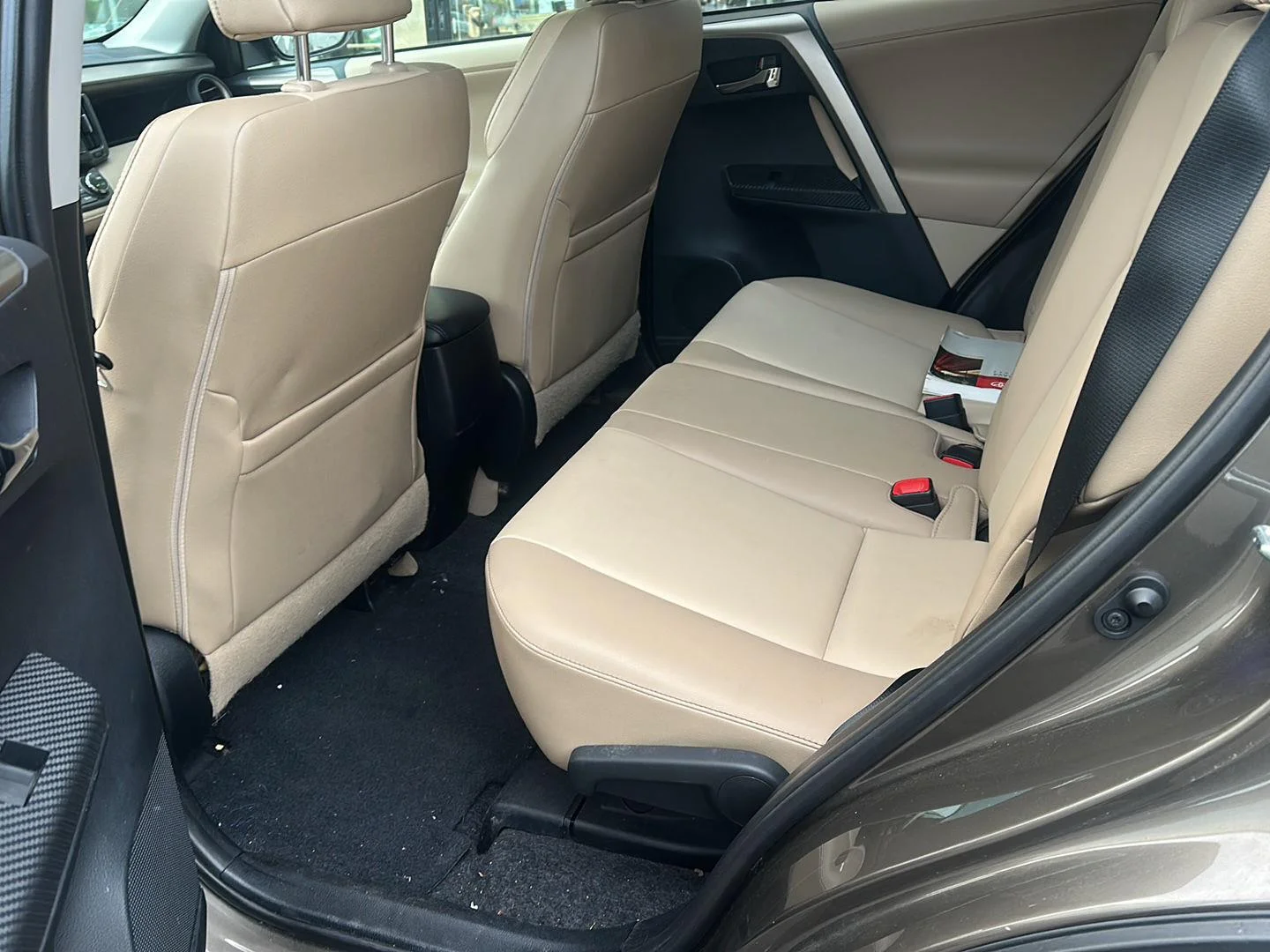 Used 2013 Pyrite Mica Toyota Limited image 8