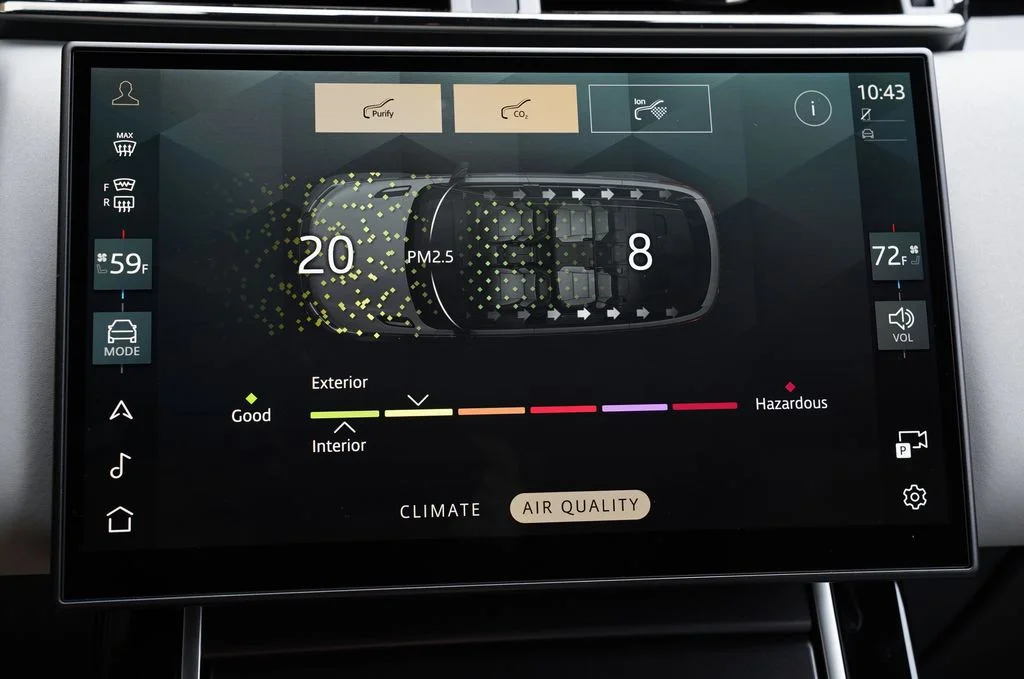 New 2026 Santorini Black Land Rover Belgravia Edition image 24