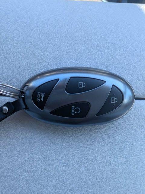 New 2026 Red Hyundai SEL Premium 7P image 34