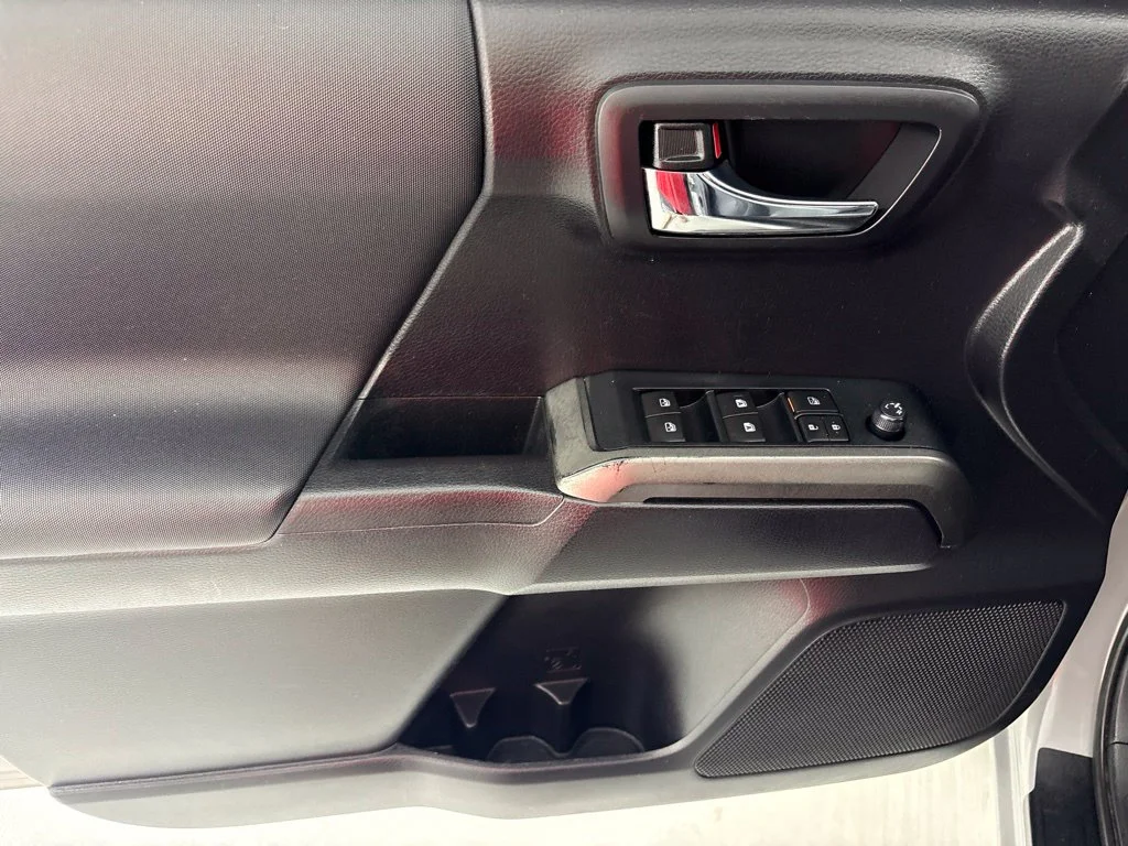 Used 2020  Toyota TRD Off-Road image 26