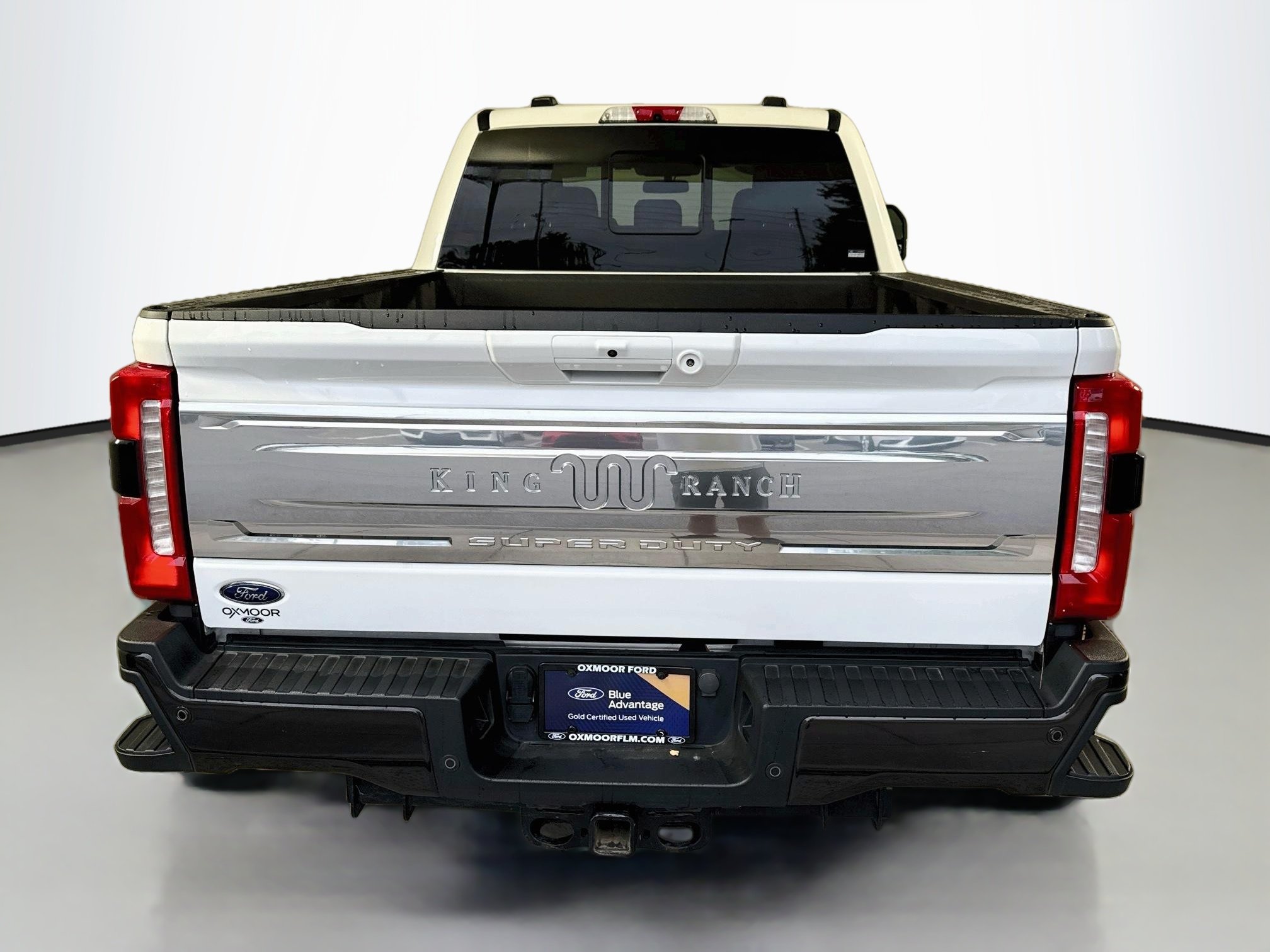 Used 2024  Ford King Ranch image 6
