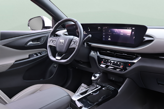 Used 2025 White Buick Avenir image 16