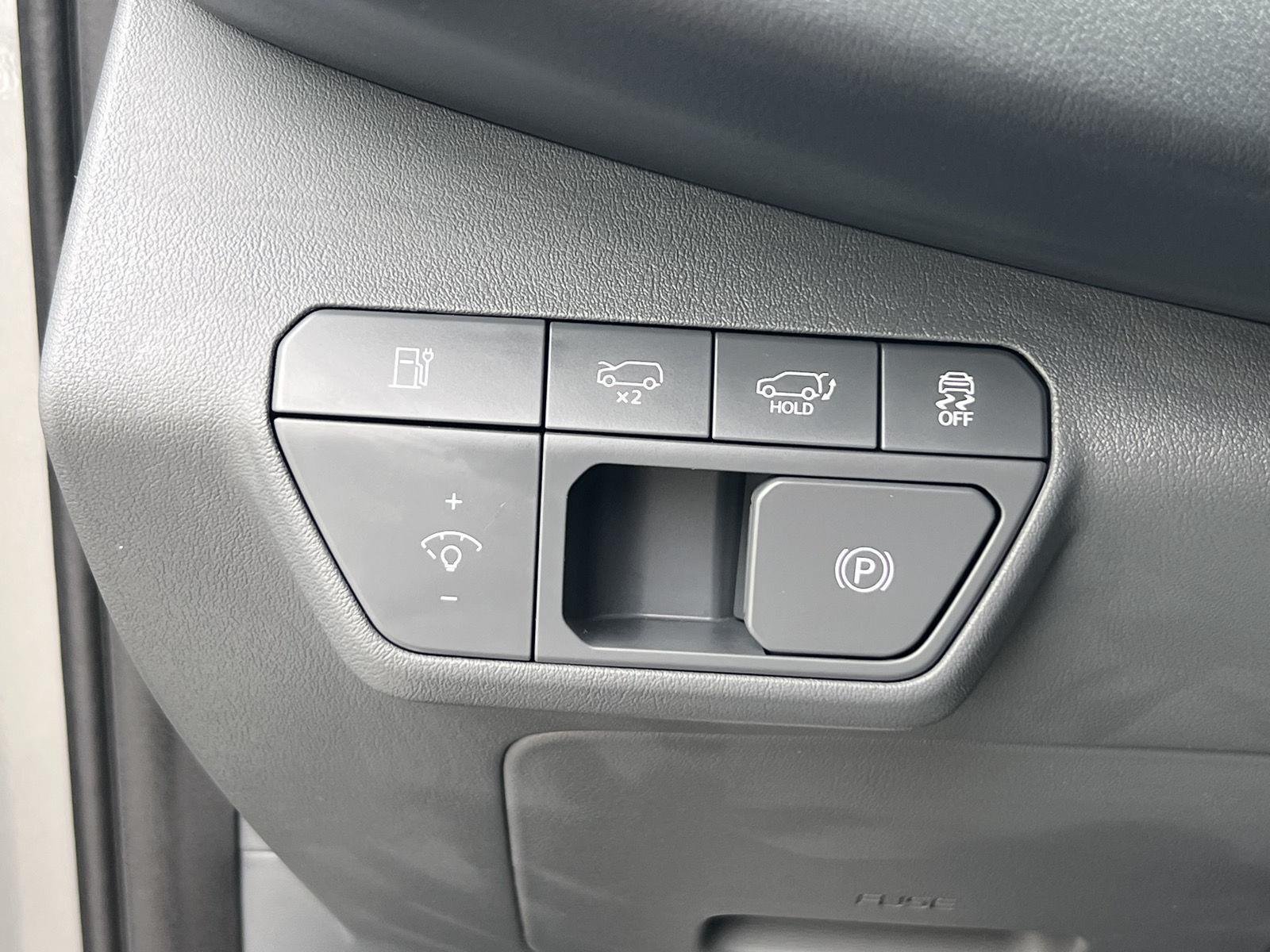 Used 2025 Pebble Gray Kia GT-Line image 34