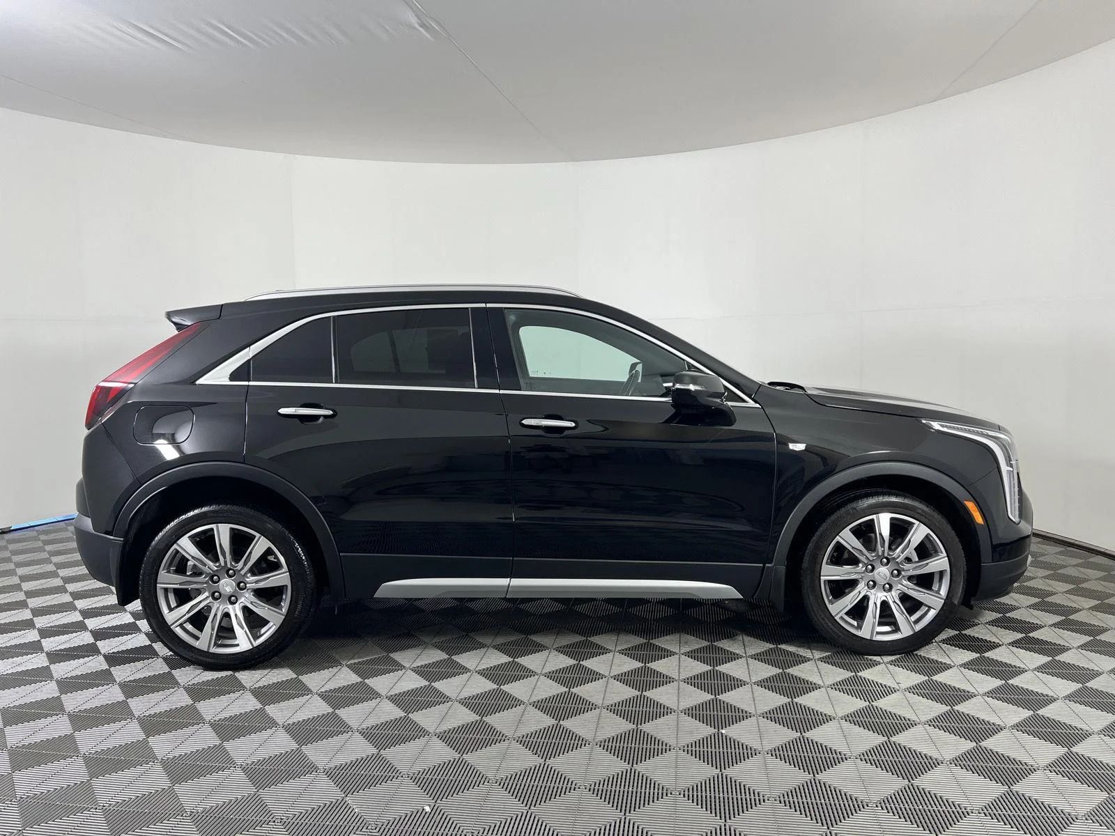Used 2023 Stellar Black Metallic Cadillac Premium Luxury image 26