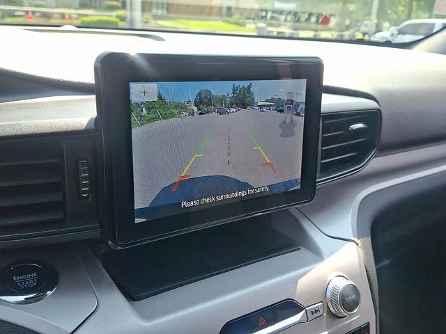 2023 Ford Explorer XLT - Photo 17