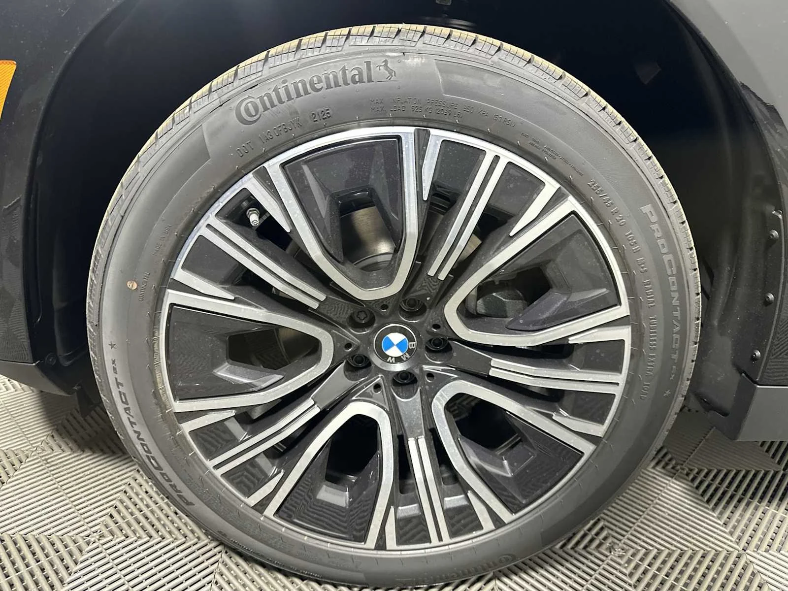 2025 BMW X3 30 - Photo 10