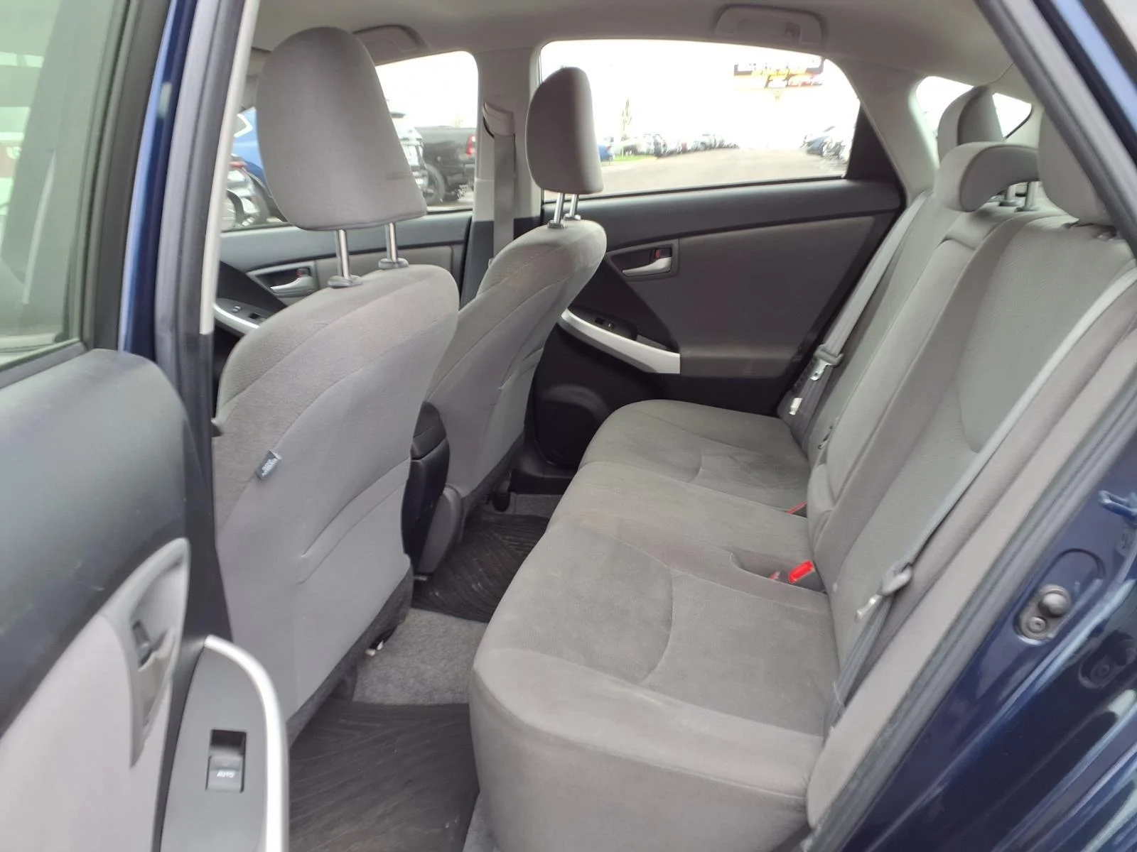 Used 2014 Nautical Blue Metallic Toyota Two image 15