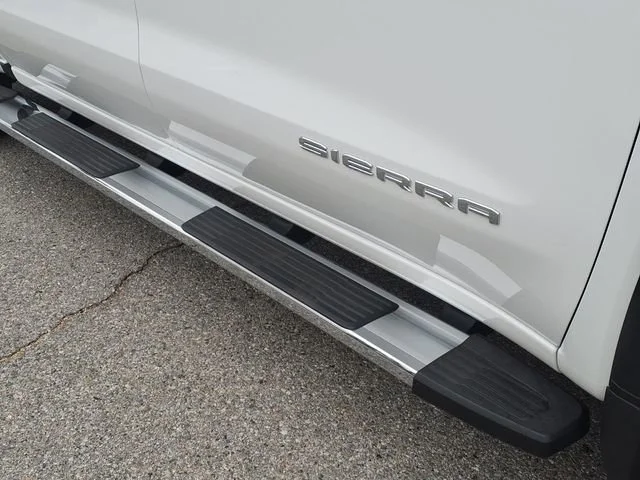 Used 2026 Summit White GMC SLT image 5